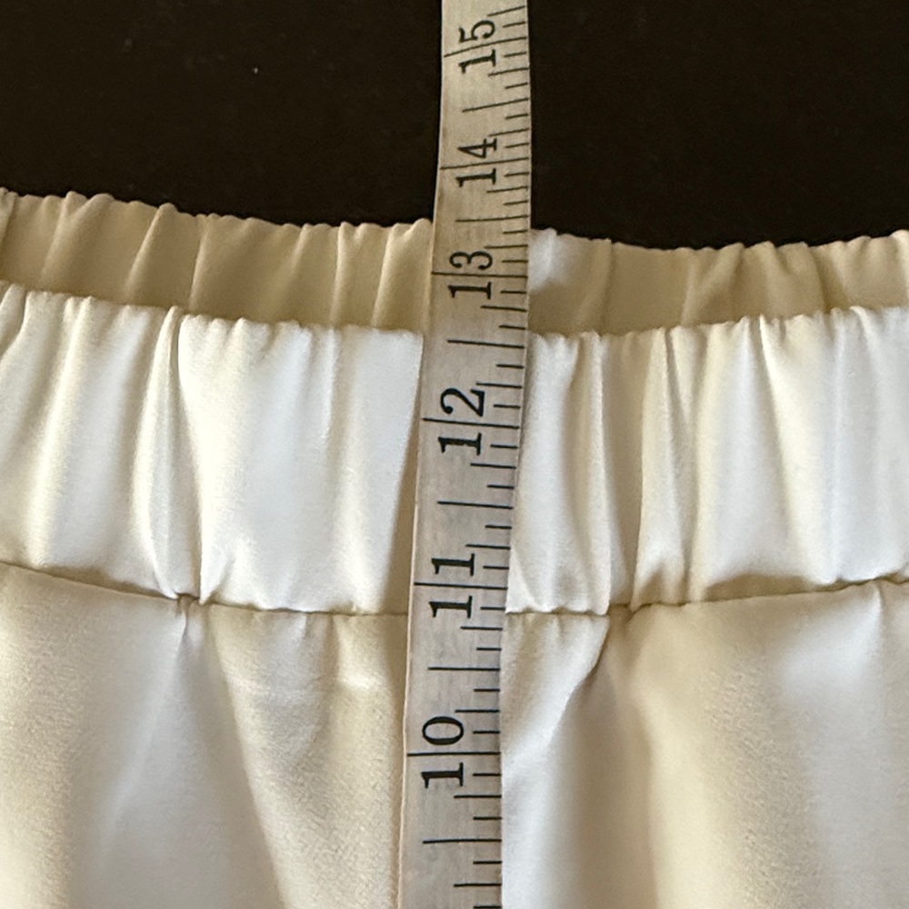 NWT Anthropologie Bishop + Young Ford Drawstring Track Shorts Ivory Size Small - Picture 11 of 14